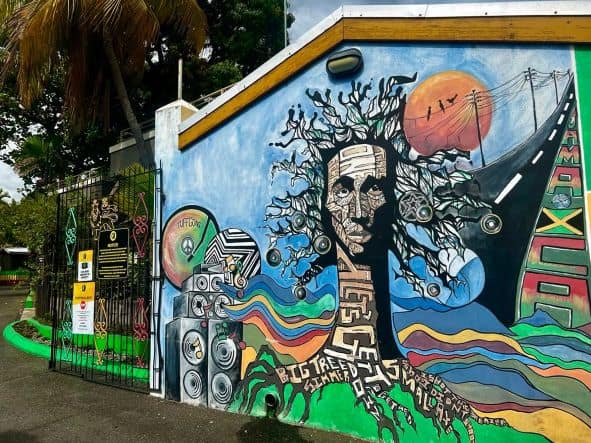Kingston Jamaica tours: see these incredible murals at the home of Bob Marley in Kingston.