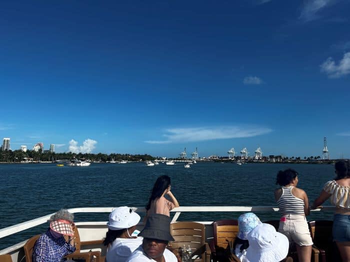 Boat trip in Biscayne Bay with dark blue seas and a clear blue sky